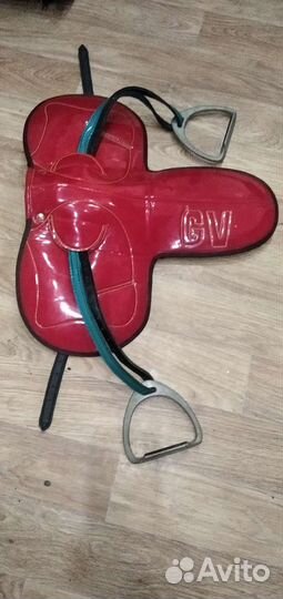 Скаковое седло