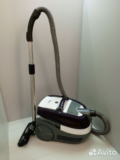 Пылесос моющий Bosch BWD41740