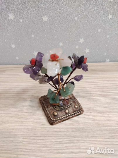 Сувенир букет из натуральных камней