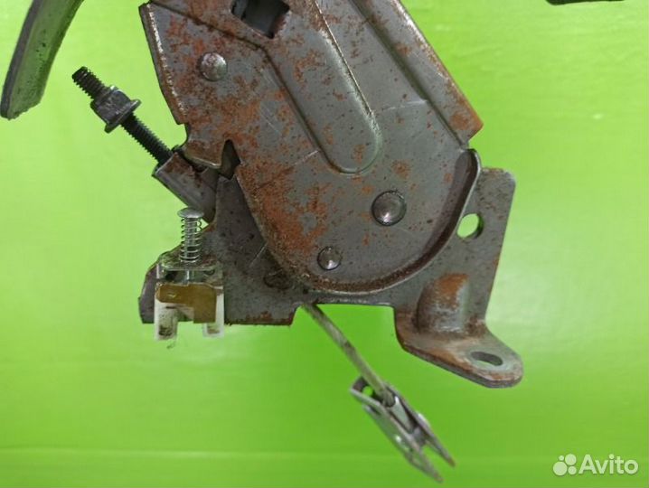 Рычаг стояночного тормоза Nissan Note E11 CR14