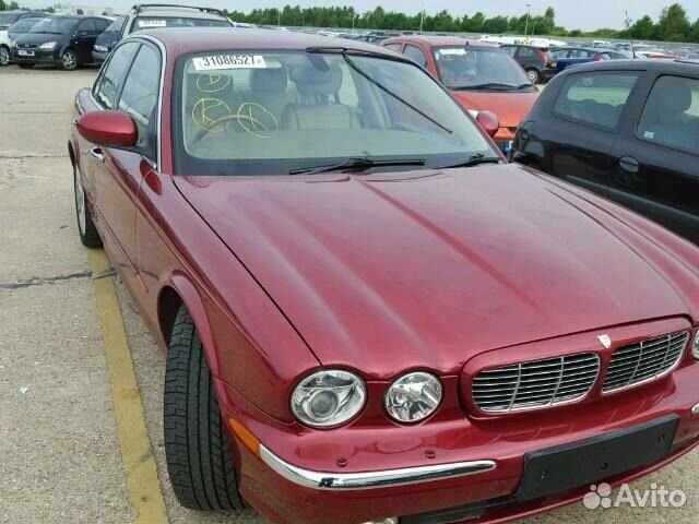 Ягуар XJ по запчастям