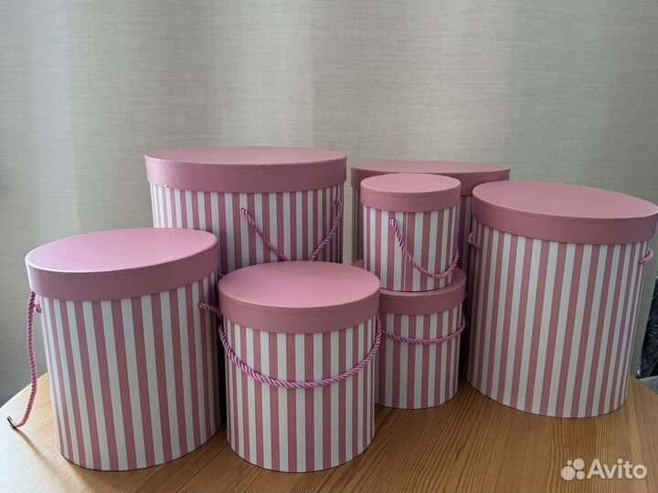 Подарочные коробки круглые (набор) Розовые полосы