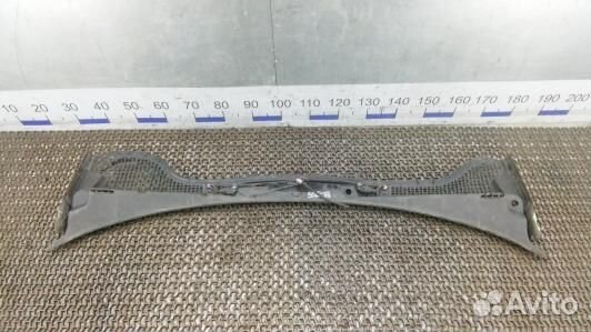 Накладка декоративная (жабо, дождевик) skoda octav