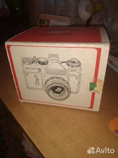 Пленочный фотоаппарат зенит