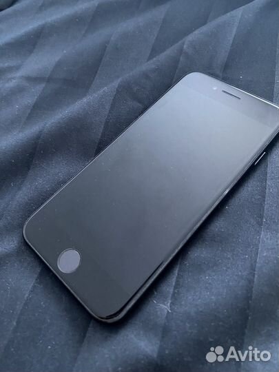 iPhone SE (2020), 64 ГБ
