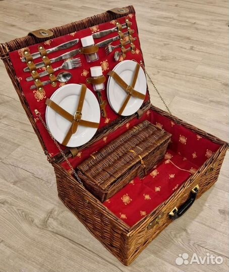 Корзина плетеная для пикника