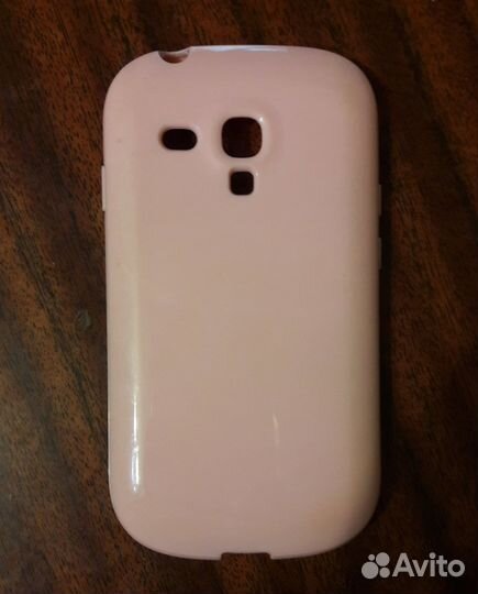 Samsung Galaxy S3 mini с чехлом