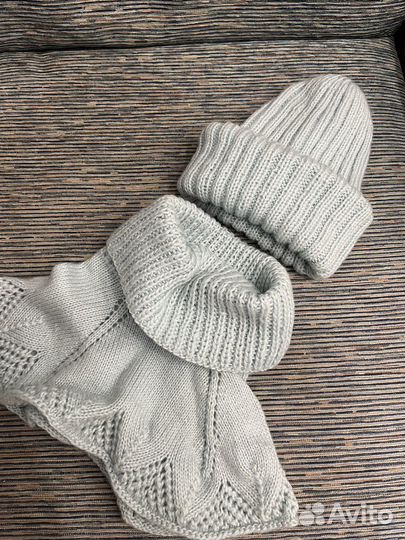 Шапка с шарфом женская