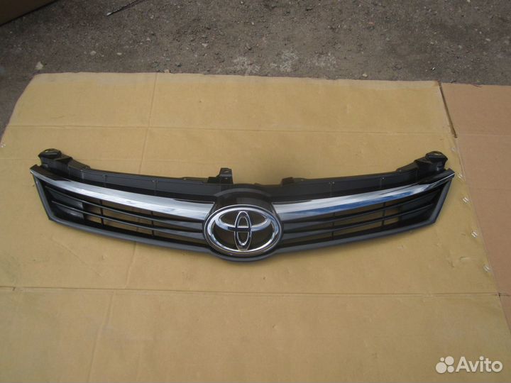 Решётка радиатора Оригинал Toyota Camry V55 15-17