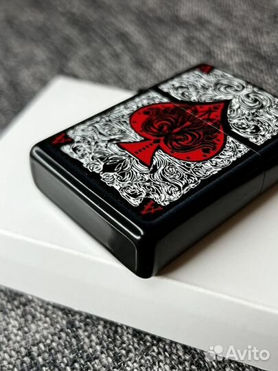 Зажигалка zippo