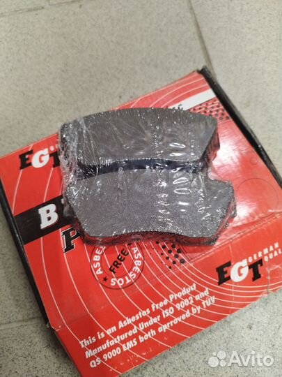 Колодки тормозные перед Nissan 100 NX/Sunny