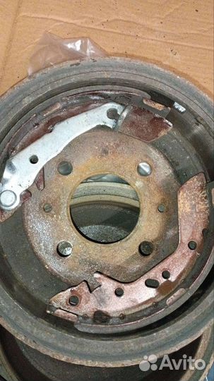 Тормозные барабаны на hyundai accent с колодками