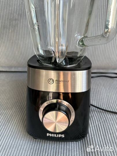 Блендер Philips HR2228/90 черный