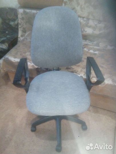 Компьютерное кресло