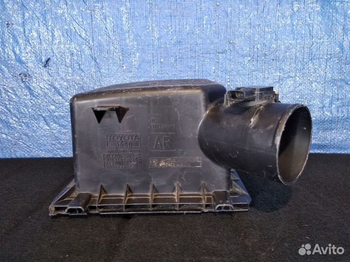 Крышка воздушного фильтра Lexus RX 4 2015