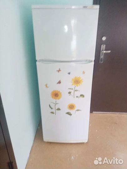 Холодильник атлант бу