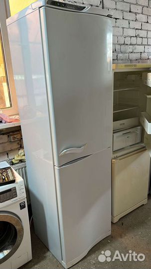 Холодильник Атлант/ Огромный 2х метровый