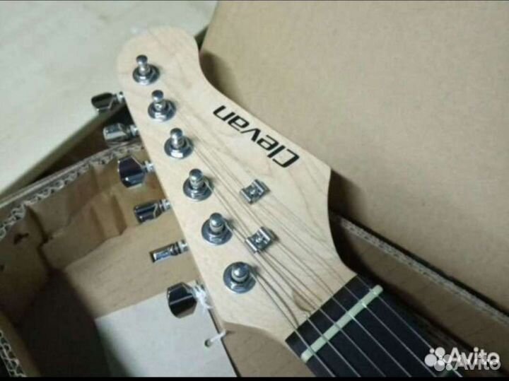 Электрогитары Clevan CST-20SB