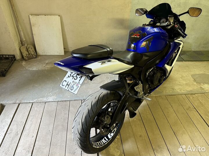 Suzuki GSX R 750