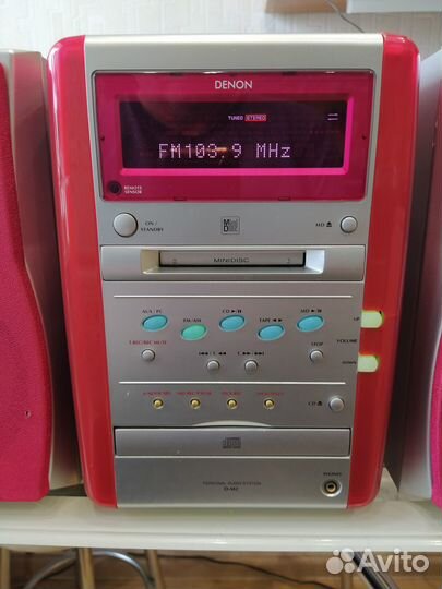 Personal audio system denon D-M2