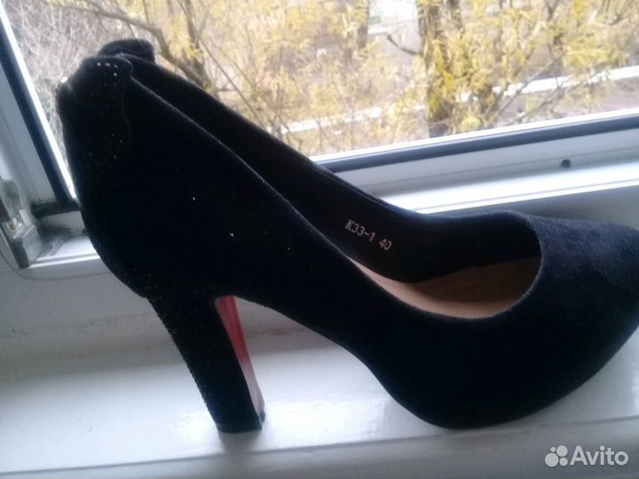 Туфли новые размер 40