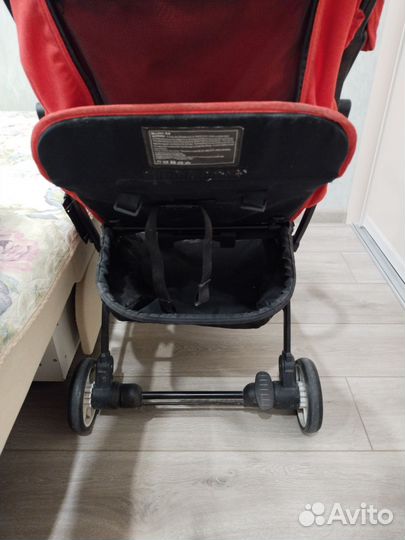 Коляска прогулочная