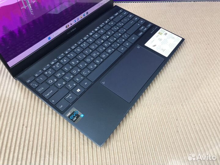 Ноутбук Asus i5/6gb/512Gb