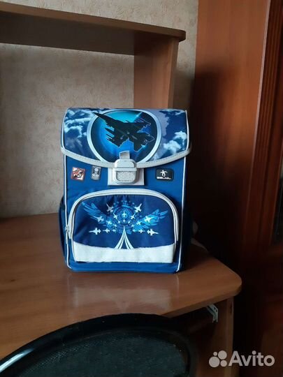 Рюкзак школьный