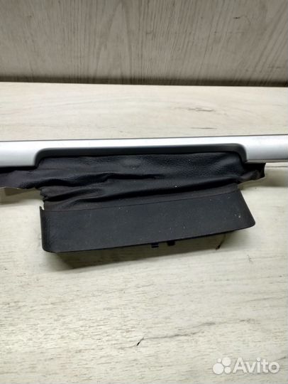 Накладка торпедо с кожухом рулевой колонки Peugeot