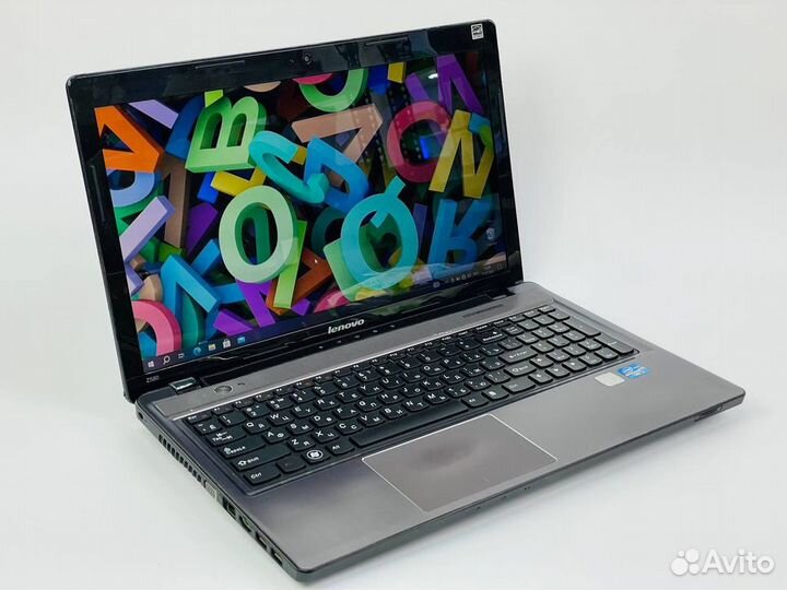 Lenovo z580 15.6 i7-3520M 8GB GT635 SSD