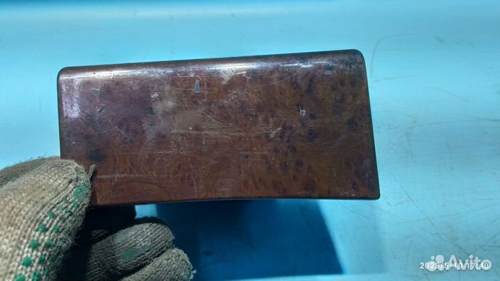 Пепельница для Nissan Cedric Y31