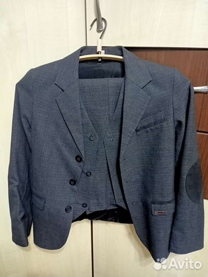 Школьный костюм 34 размер