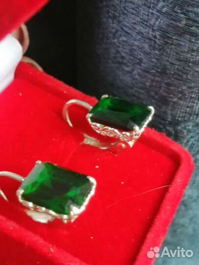 Серебряные серьги новые