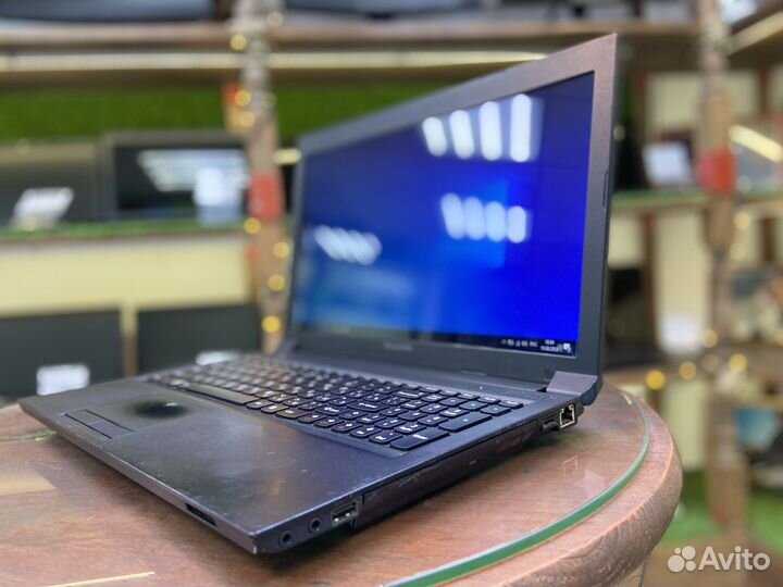 Ноутбук Lenovo на i3 2gen и ssd