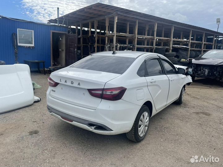 В разборе LADA Vesta NG по частям