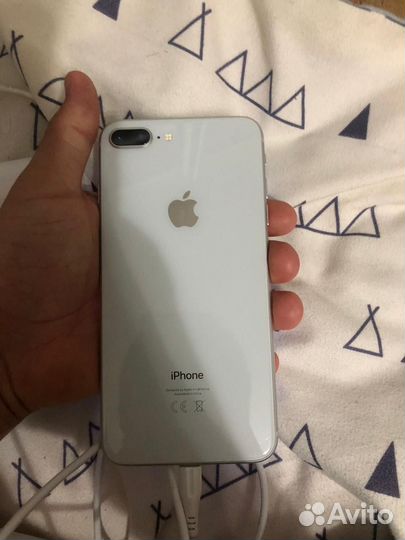 Телефон iPhone 8 plus
