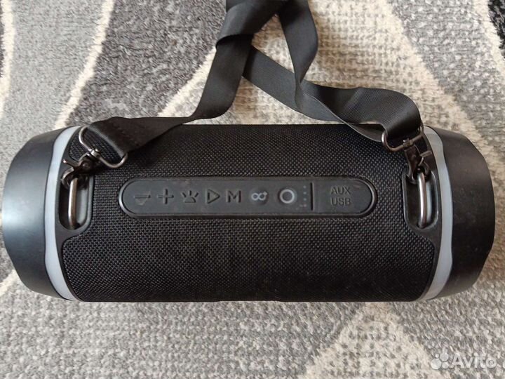 Портативная колонка