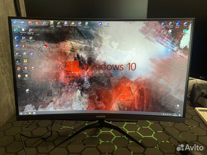 Новый монитор 24