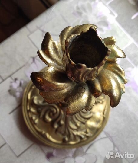 Подсвечник