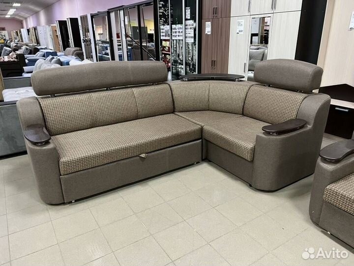 Диван угловой Бруно