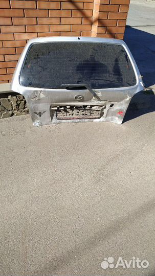 Заднее стекло Дверь Мазда Демио Mazda demio