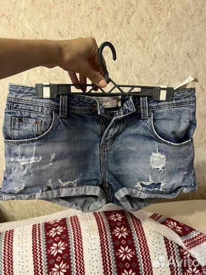 Шорты женские