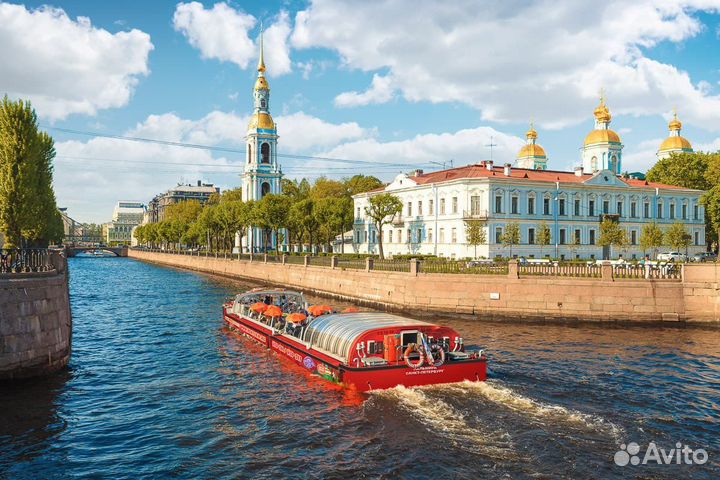 Прогулки на теплоходах в Санкт-Петербурге