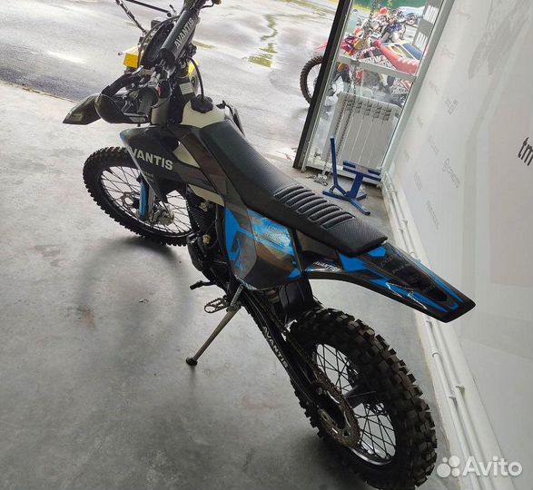 Мотоцикл Avantis Enduro 250