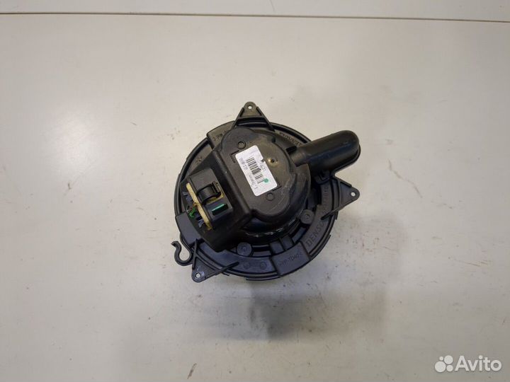 Двигатель отопителя Dacia Sandero 2012, 2014