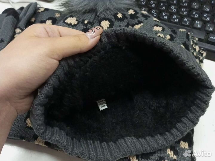 Комплект шапка шарф перчатки