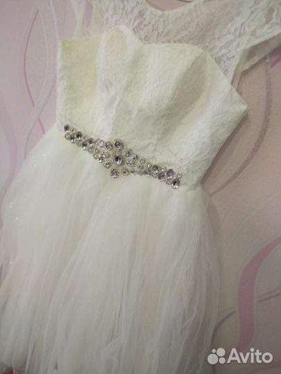Свадебное платье 46