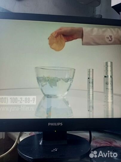 Монитор philips 22