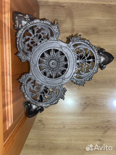 Этажерка чугун