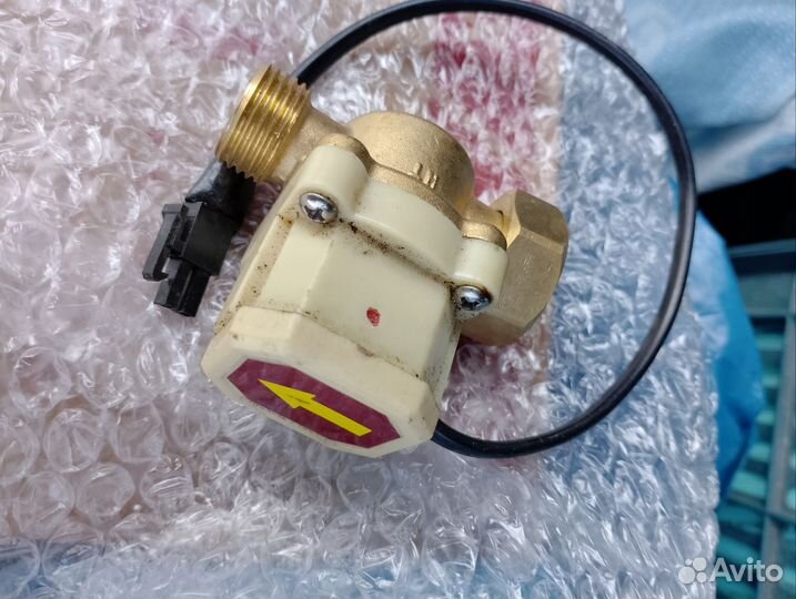 Датчик потока воды